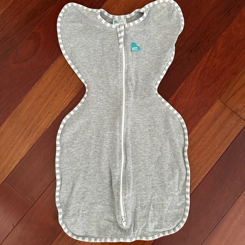 Love to Dream Swaddle Up Size Small 8-13 lbs